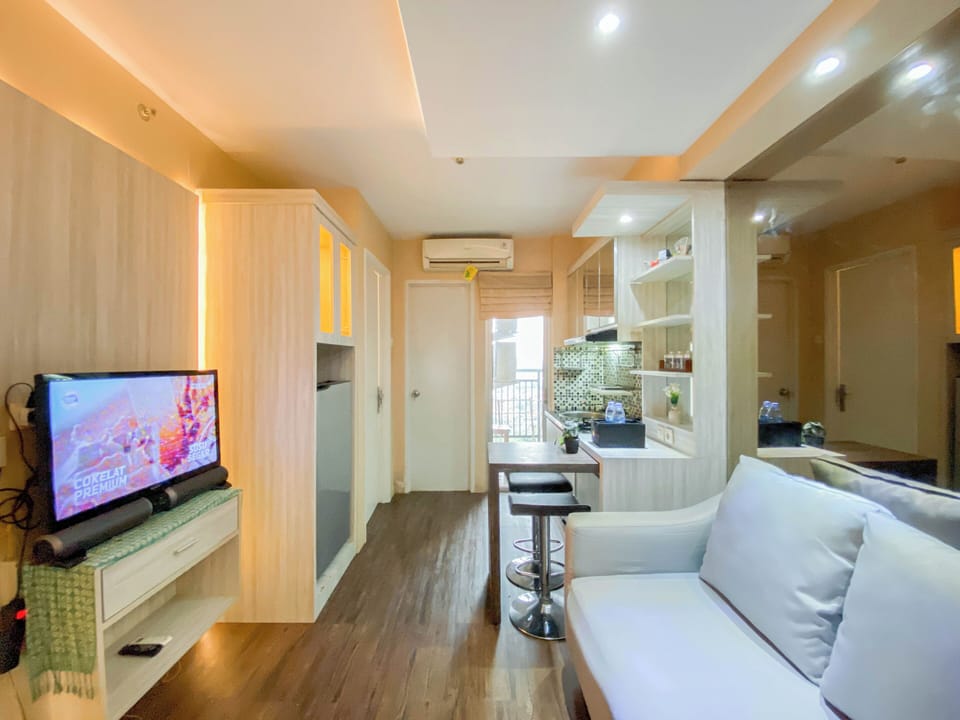 Standard Apartment | Living room