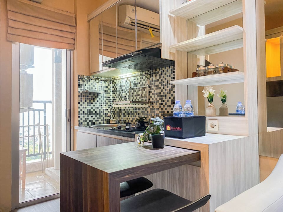 Standard Apartment | 2 bedrooms, desk