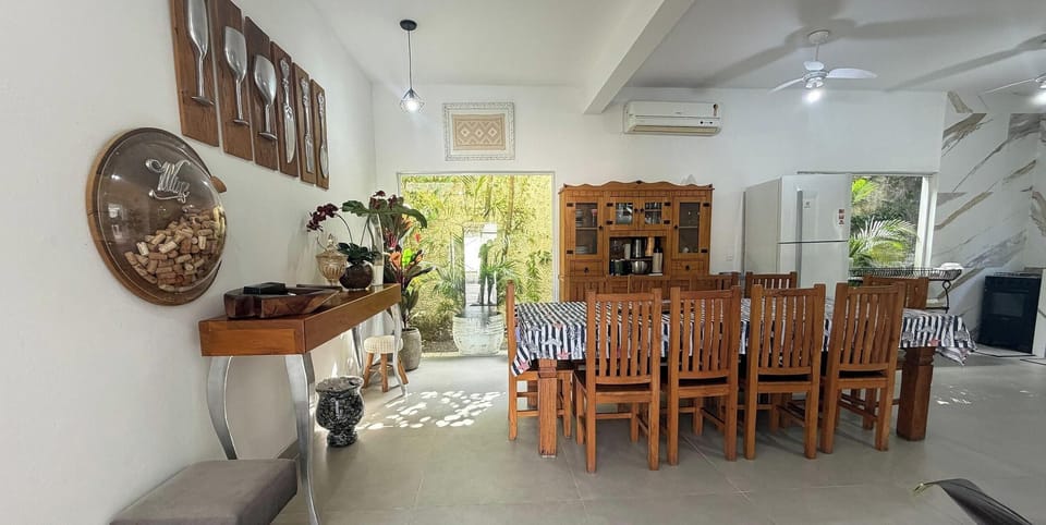 Villa | Dining