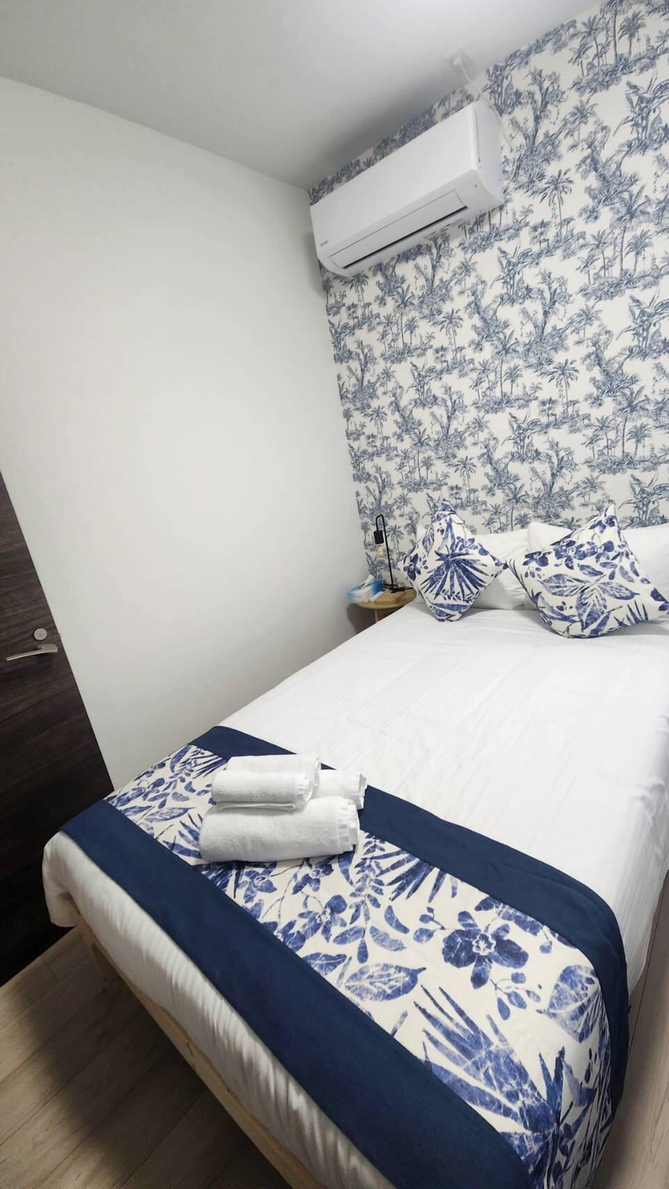3 bedrooms, iron/ironing board, free WiFi