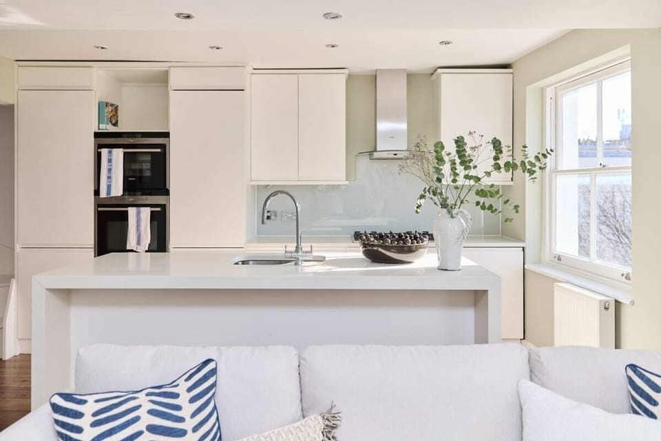 House (2 Bedrooms) | Private kitchen | Fridge, oven, dishwasher