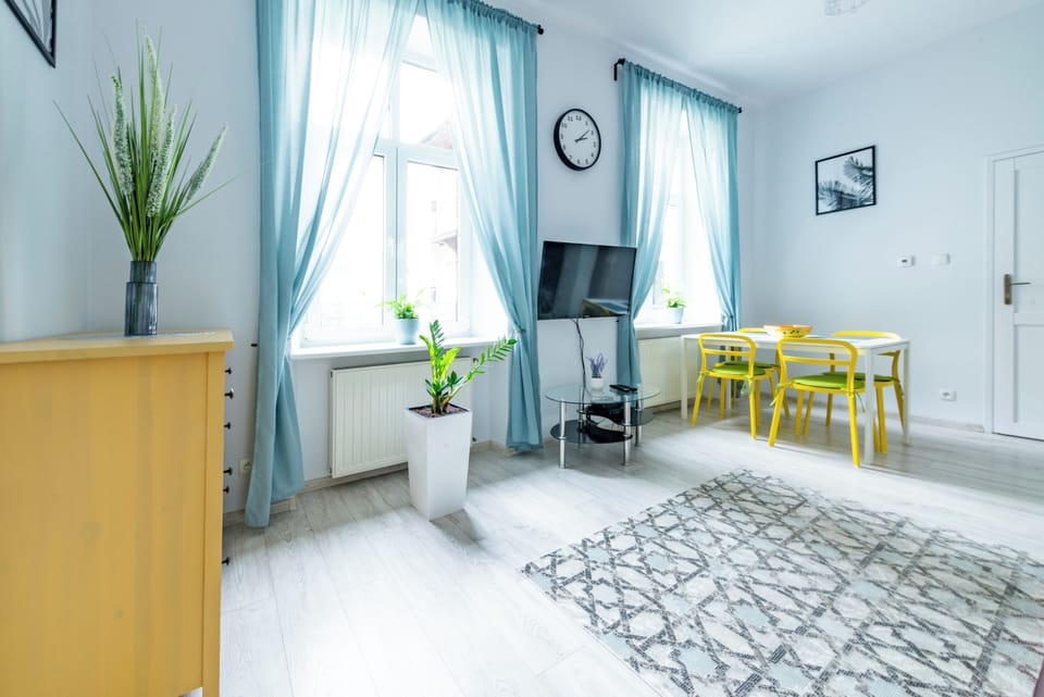 Wawel Castle Apartment | 1 bedroom, in-room safe, blackout drapes, iron/ironing board