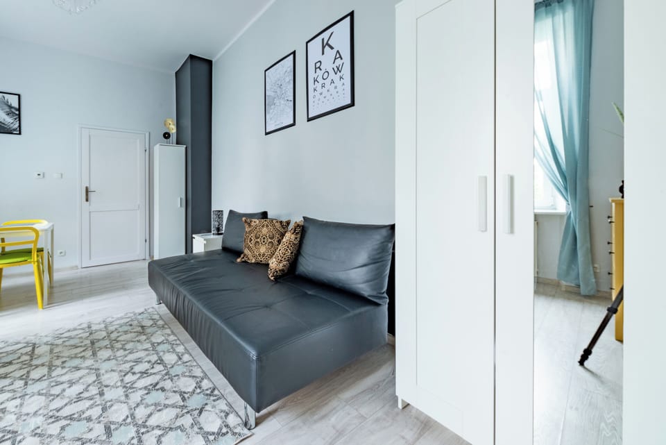 Wawel Castle Apartment | 1 bedroom, in-room safe, blackout drapes, iron/ironing board