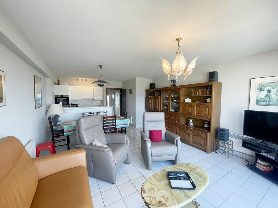 Apartment | Living room