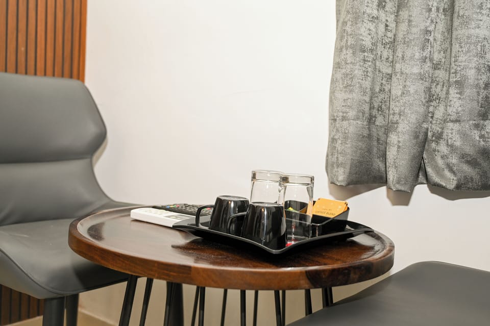 In-room safe, free WiFi, bed sheets