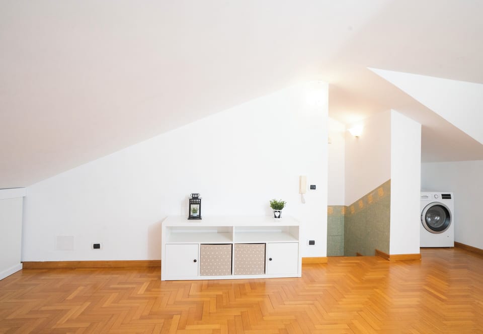 Luxury Suite, Balcony, Courtyard View | 2 bedrooms, blackout drapes, soundproofing, iron/ironing board