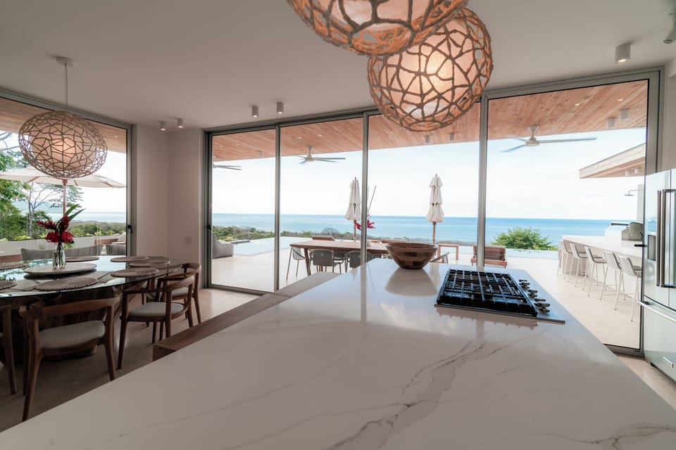 Luxury Villa, Ocean View | Private kitchen