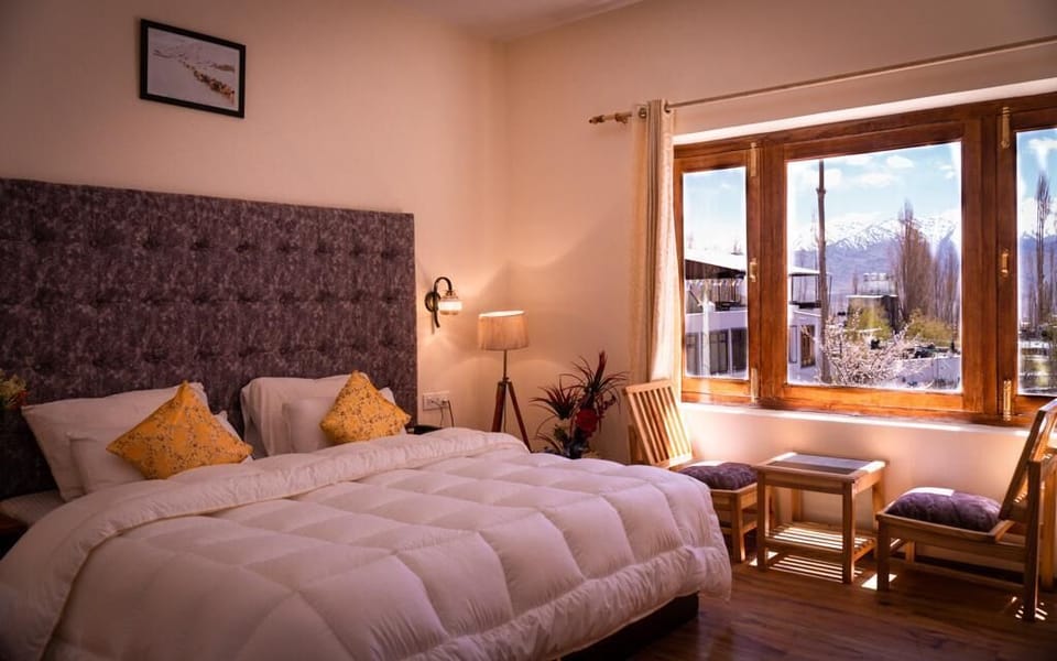 Deluxe Double or Twin Room | WiFi (free)