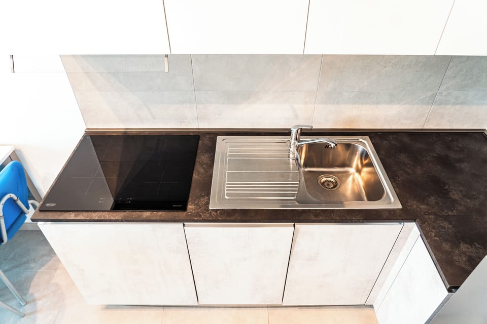 Apartment, 1 Bedroom, Balcony, City View | Private kitchen