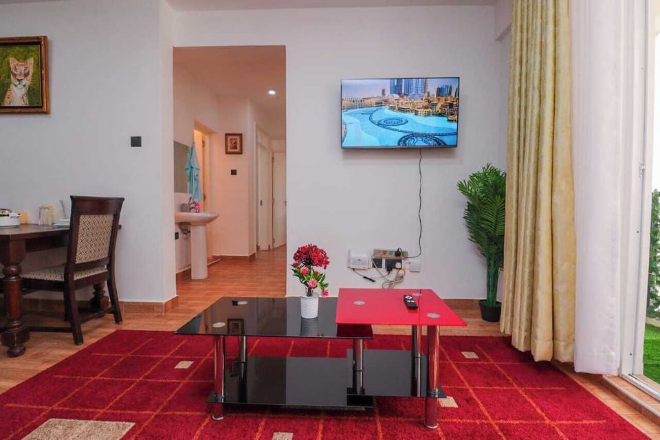 Family Apartment, Balcony, Garden View | In-room dining