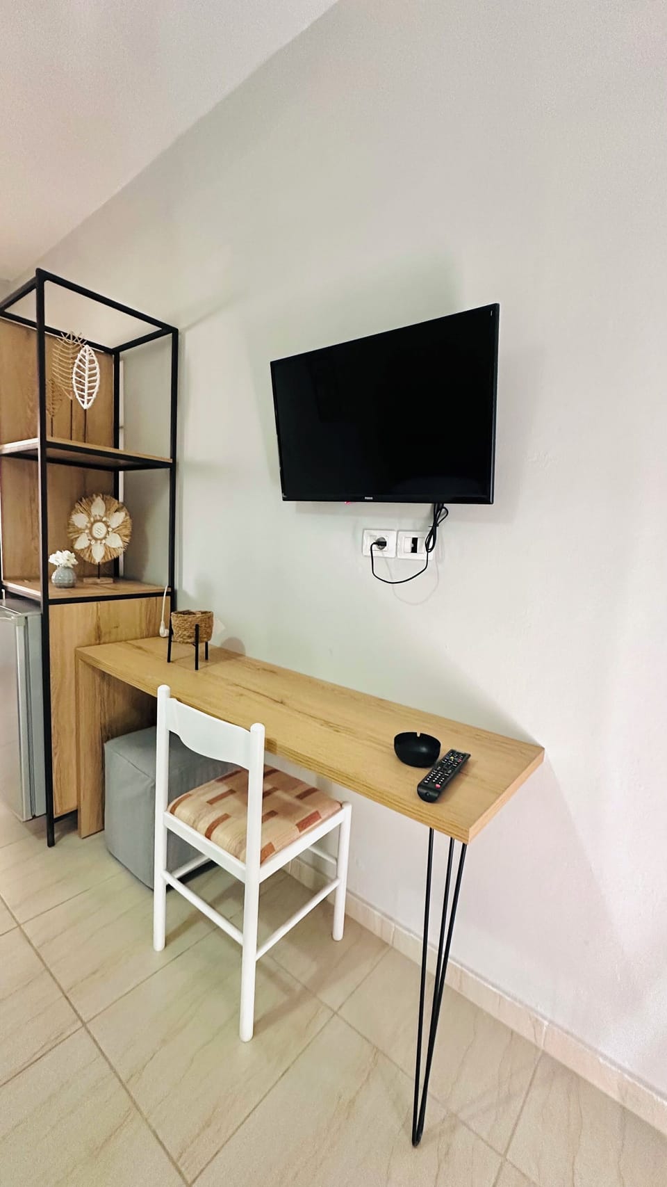 Comfort Triple Room, Balcony, Sea View | Desk, laptop workspace, iron/ironing board, free WiFi