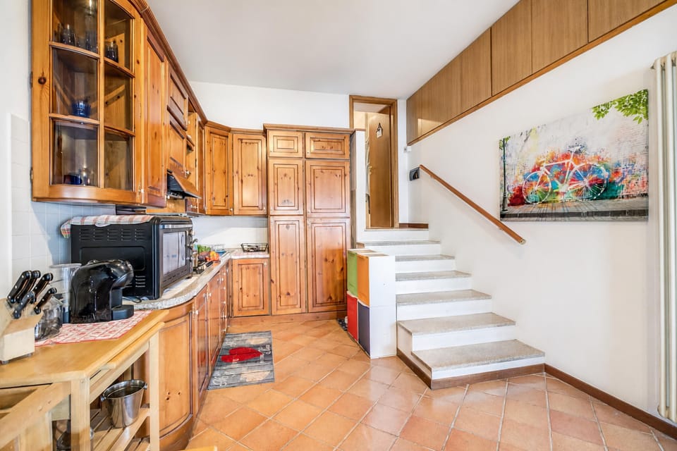Family Apartment, 1 Bedroom, Terrace, Mountainside (Isola Bella: Lake Maggiore view) | Private kitchen