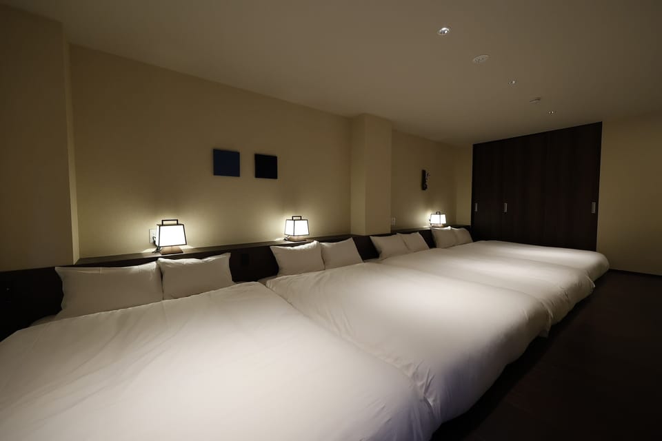 Basic Studio Suite | Free WiFi, bed sheets