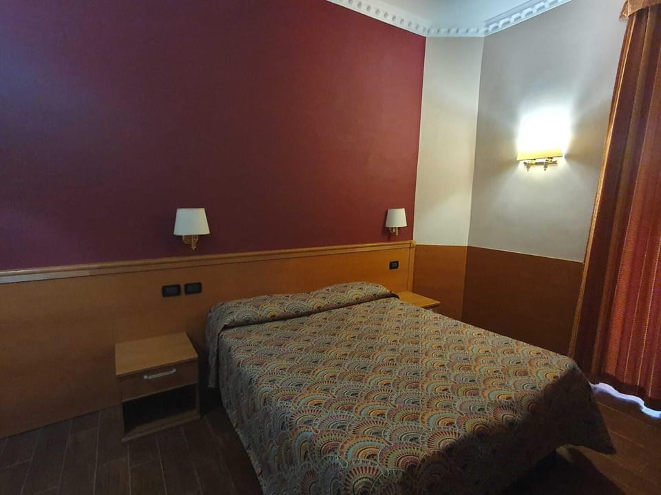 Basic Double Room | Desk, free WiFi