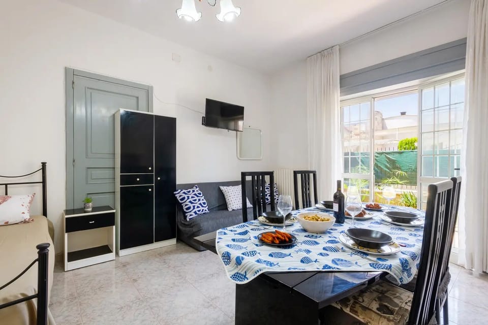 Apartment, Patio | Private kitchen | Espresso maker, fridge, oven, stovetop