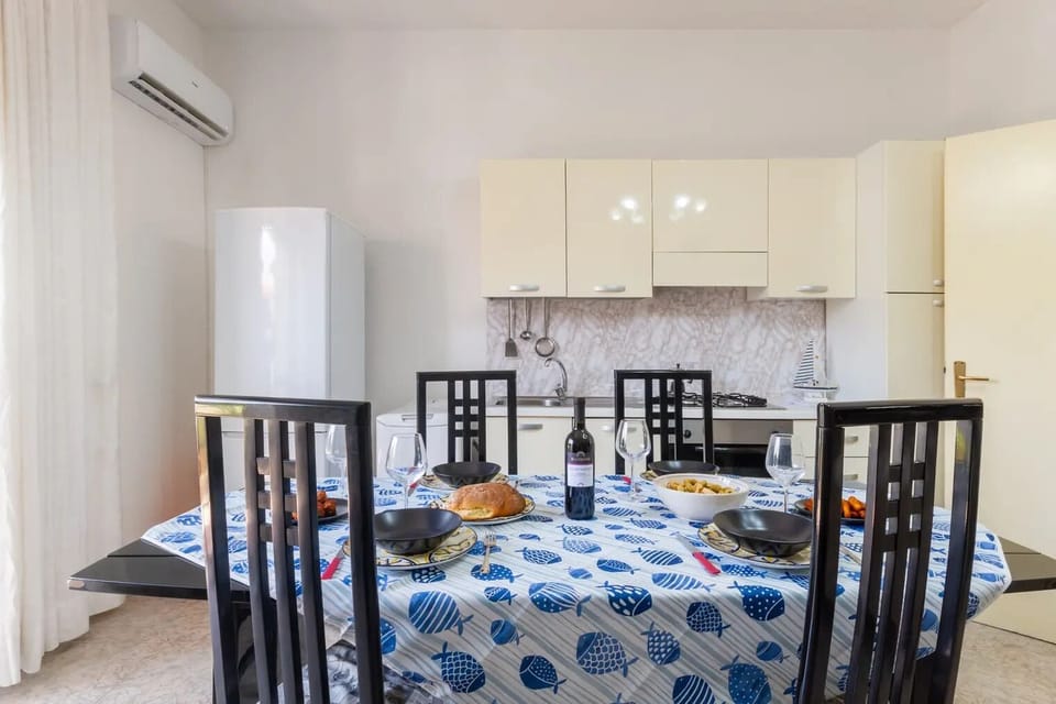 Apartment, Patio | Private kitchen | Fridge, oven, stovetop, espresso maker