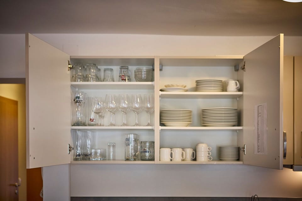 Comfort Apartment, 2 Bedrooms, Mountain View | Private kitchen | Coffee/tea maker, electric kettle, toaster, freezer