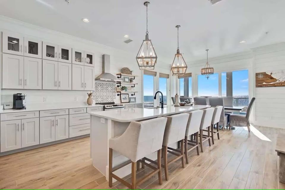 House, Multiple Beds (Lil' Tip Sea) | Private kitchen | Oven, toaster