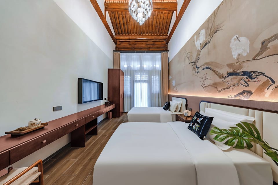 Superior Twin Room, Garden View | Laptop workspace, WiFi (free)