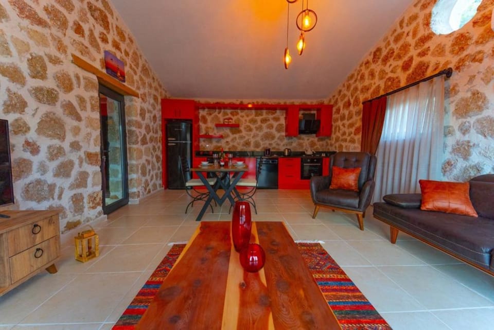 Royal Villa, 1 Bedroom, Private Pool | Premium bedding, desk, iron/ironing board, WiFi (free)