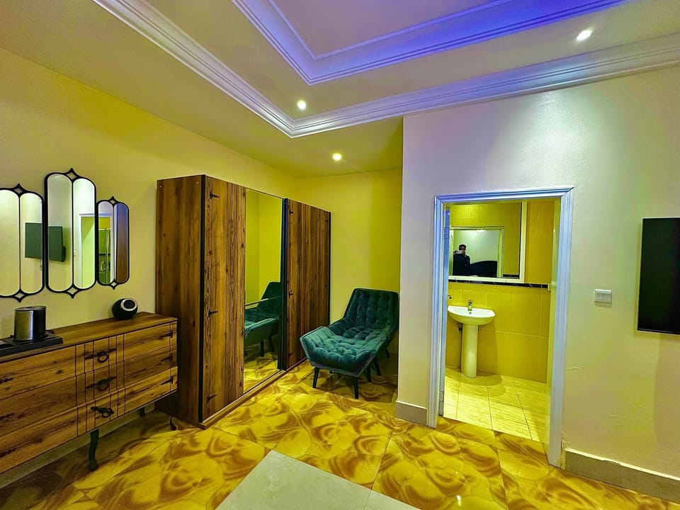 Double or Twin Room, Balcony, Courtyard View | Free WiFi