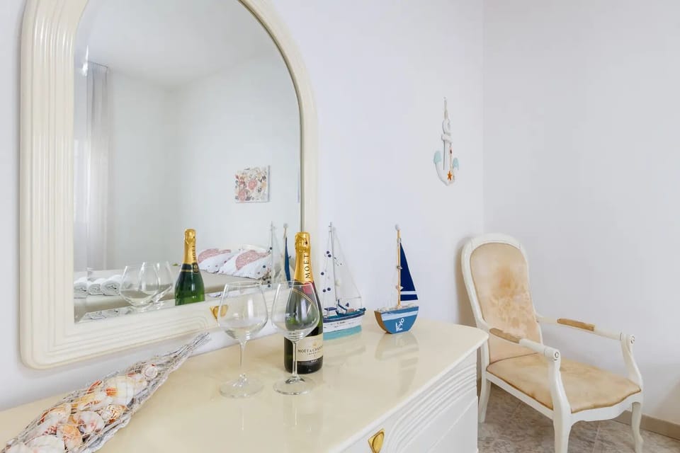 Condo, Patio, Courtyard View | 3 bedrooms, rollaway beds (surcharge), WiFi (free)