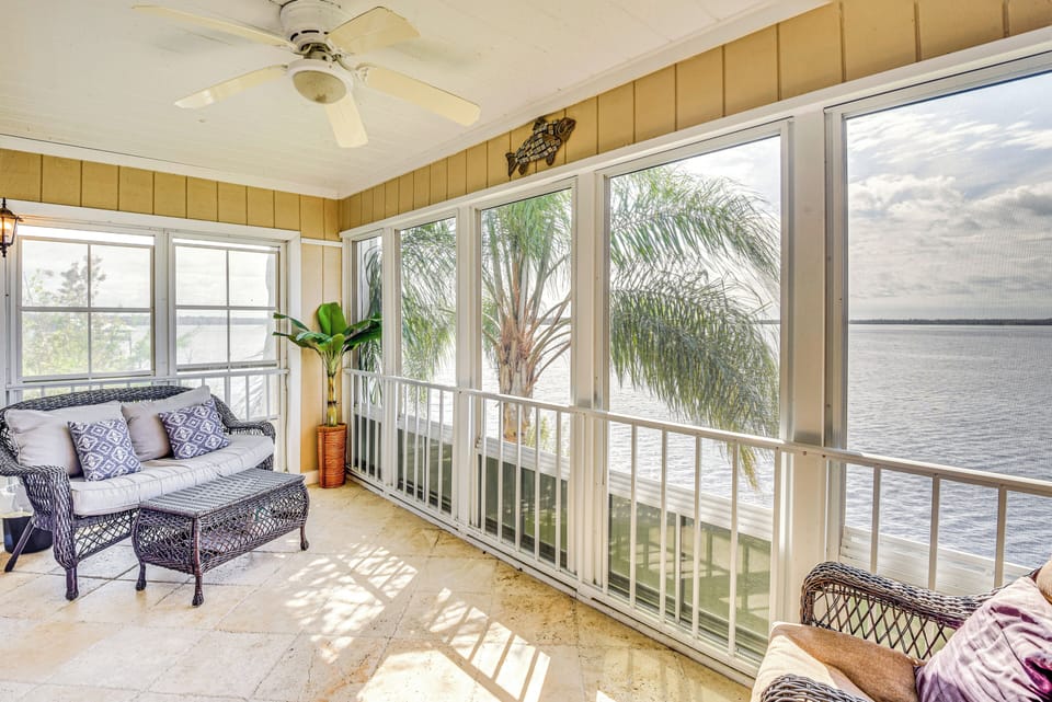Apartment (2 Bedrooms) | Front of property