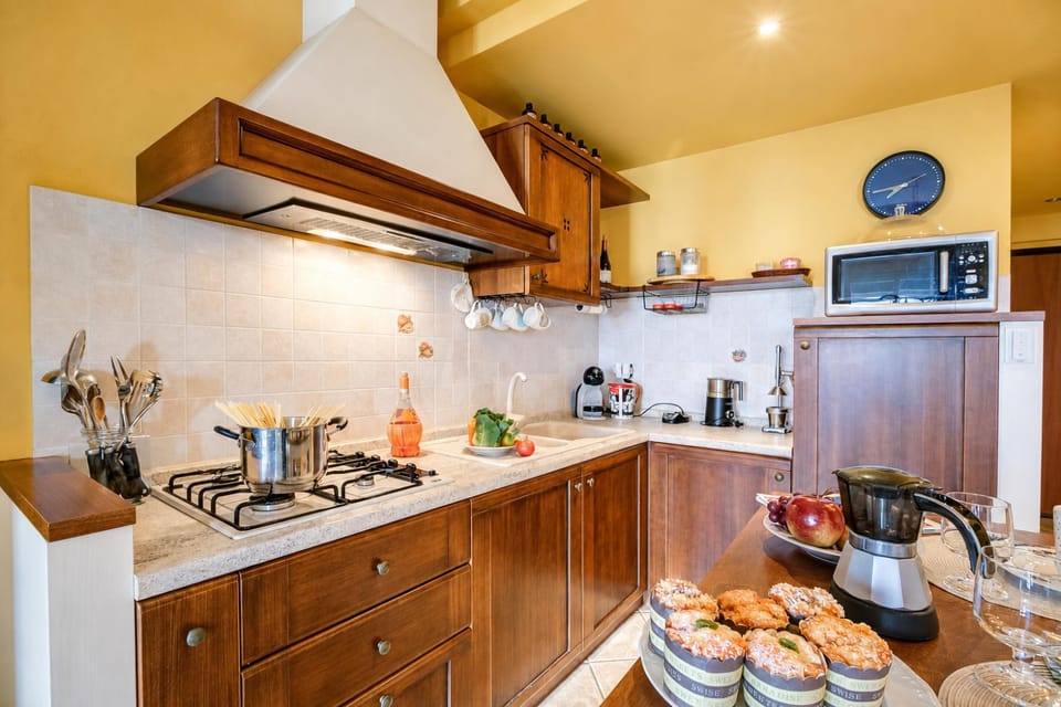 Standard Apartment, 1 Bedroom, Balcony, Mountainside (Alice Suite Terrace, lake view & Park) | Private kitchen