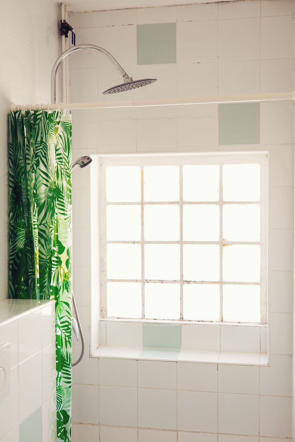 Double Room, Balcony, Sea View | Bathroom | Shower, free toiletries, hair dryer, towels