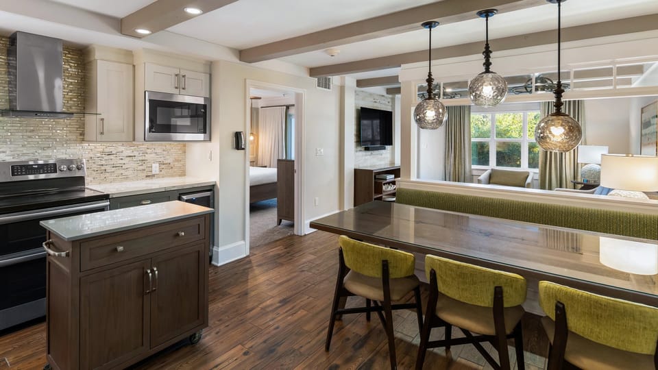 Signature Villa, 2 Bedrooms | In-room safe, blackout drapes, iron/ironing board