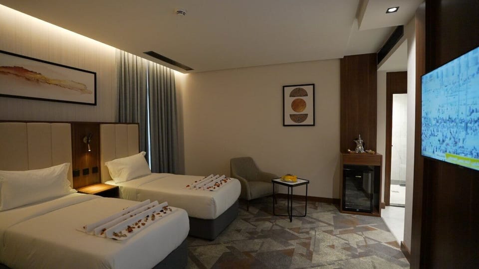 Standard Twin Room, 1 Twin Bed | Desk, blackout drapes, soundproofing, WiFi (free)