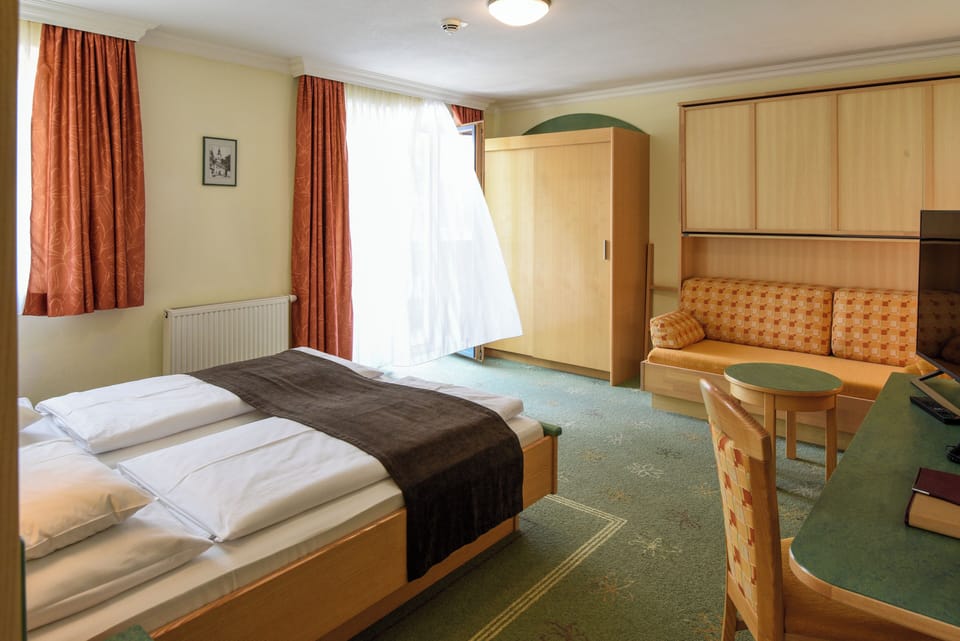 In-room safe, desk, blackout drapes, free WiFi