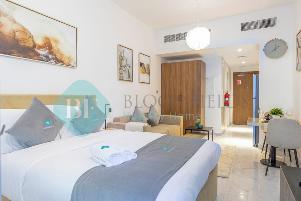 In-room safe, iron/ironing board, free WiFi