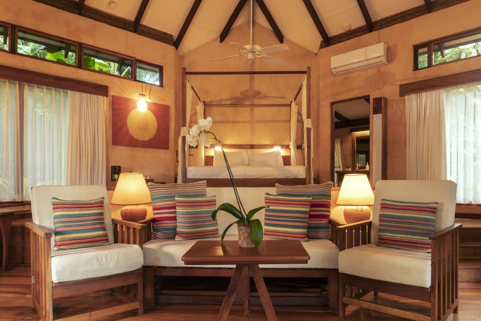 Bungalow, with AC | Living room