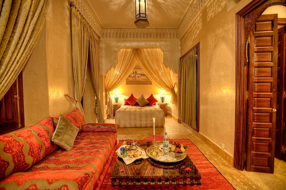 Premium bedding, in-room safe, individually decorated, rollaway beds