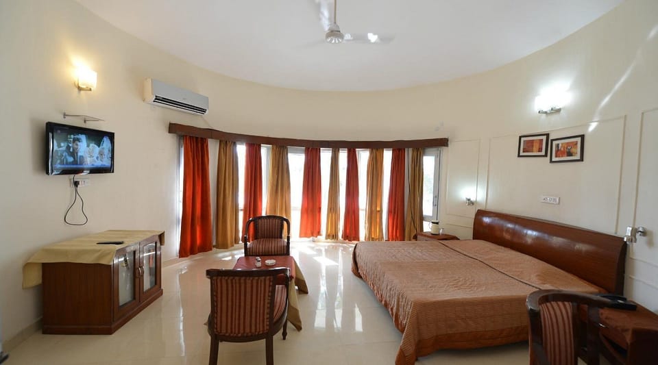 Deluxe Room | Free WiFi