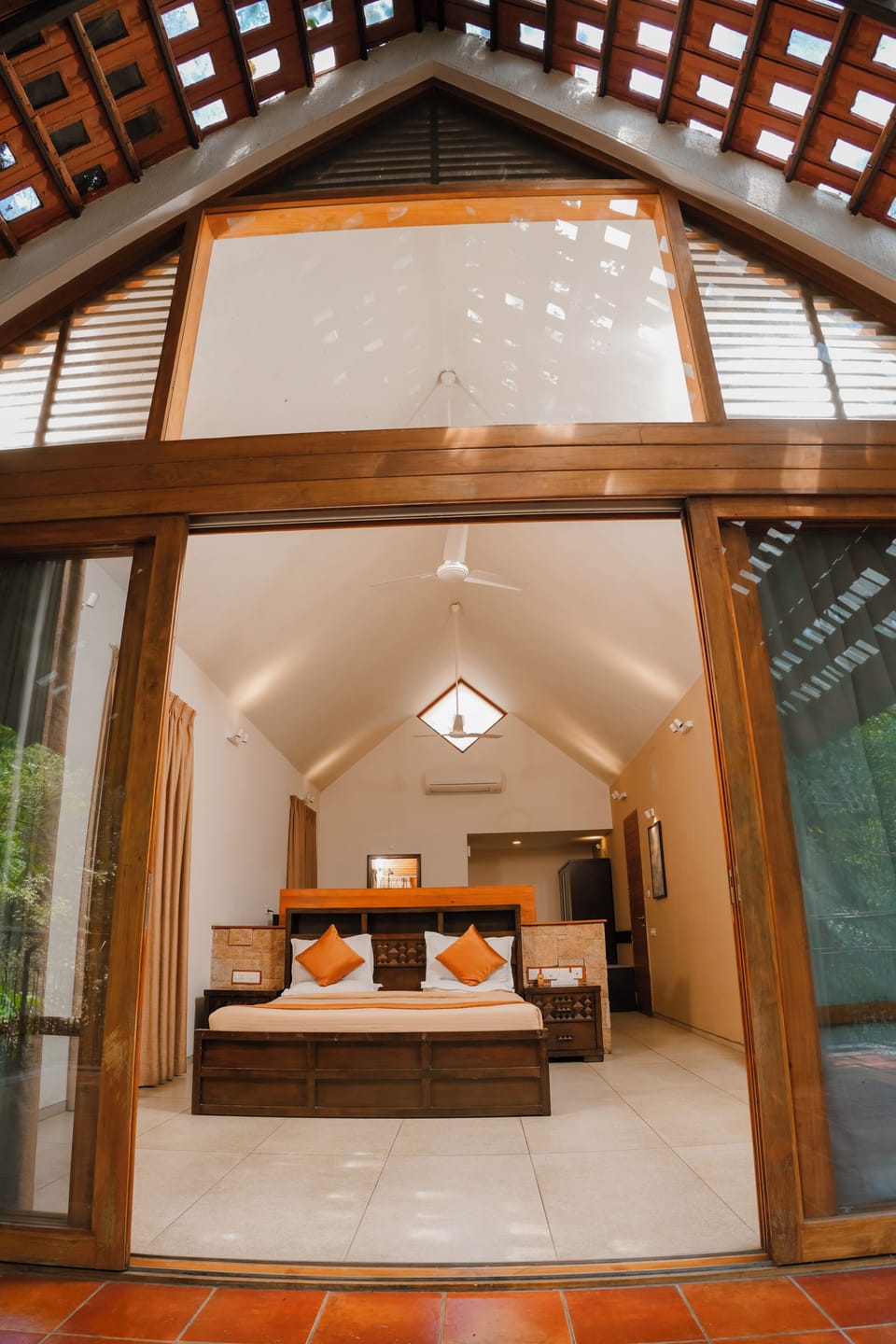 Premium Room, 1 King Bed, Balcony, Pool View | Individually decorated, individually furnished, desk, laptop workspace