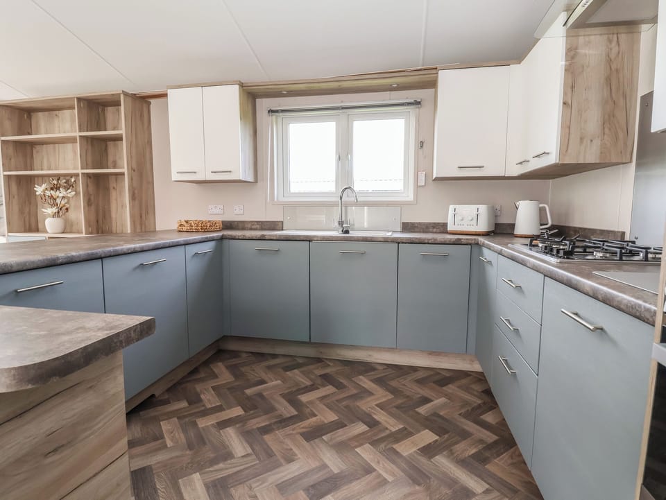 Fridge, dishwasher, electric kettle, toaster