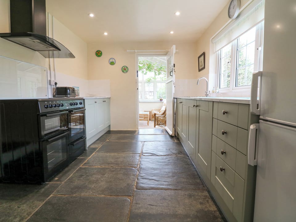 Fridge, dishwasher, electric kettle, toaster