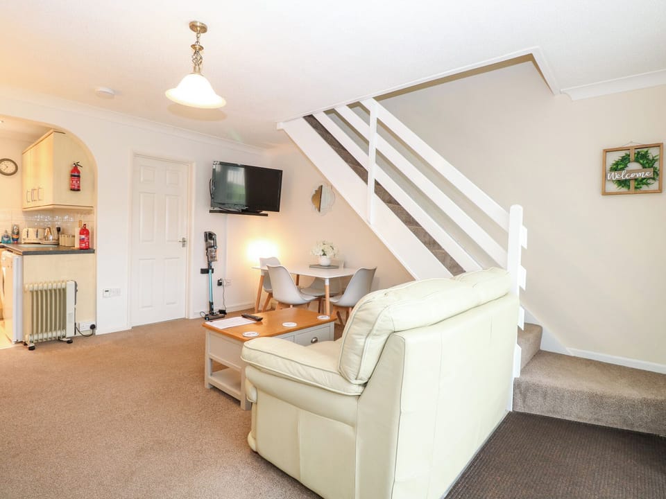 Cottage | Living area