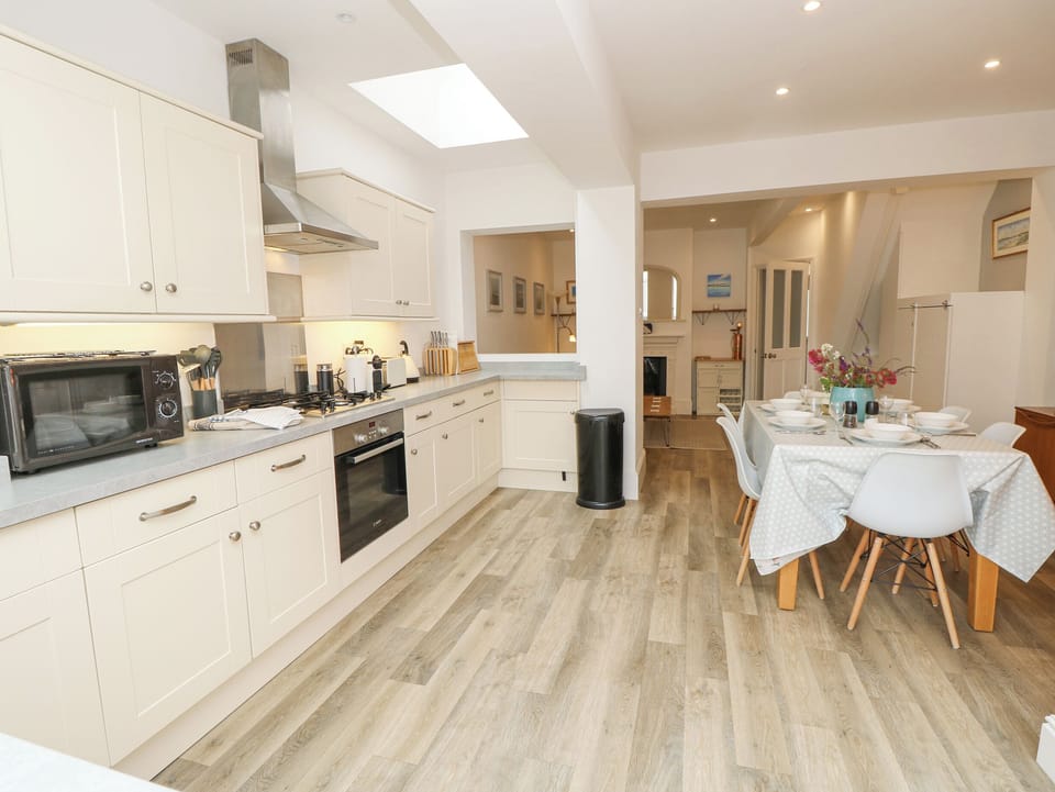 Fridge, dishwasher, electric kettle, toaster