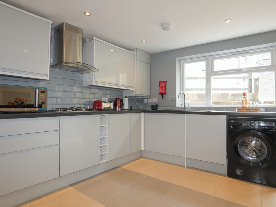 Fridge, dishwasher, electric kettle, toaster