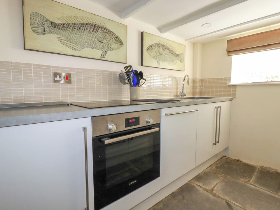 Fridge, dishwasher, electric kettle, toaster