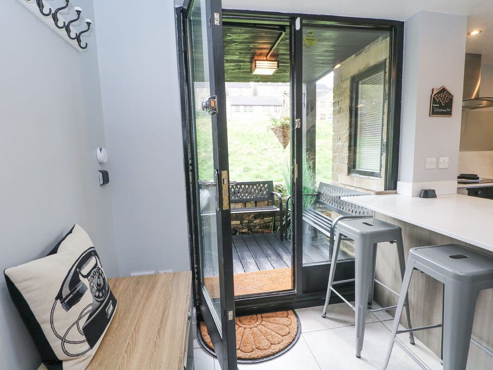 Cottage | Interior