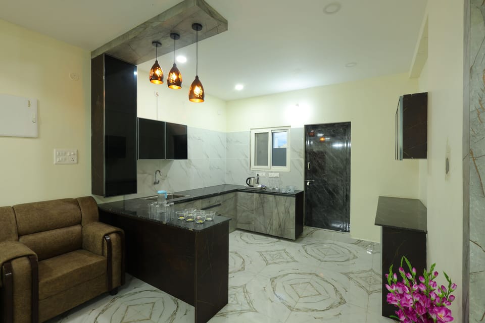 Apartment, 2 Bedrooms | Private kitchen