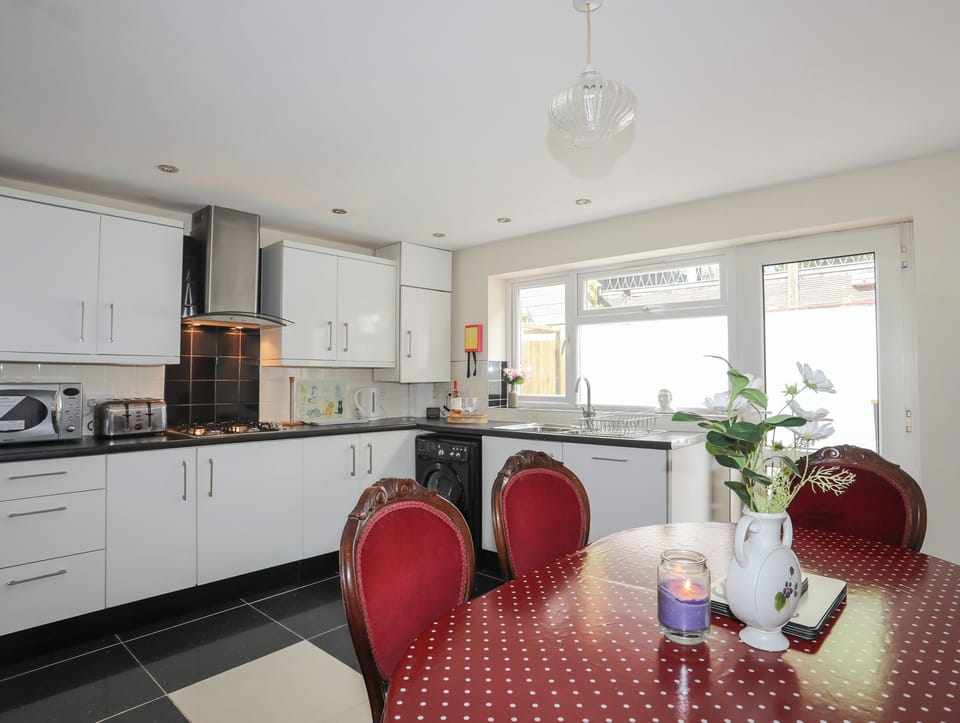 Fridge, dishwasher, electric kettle, toaster