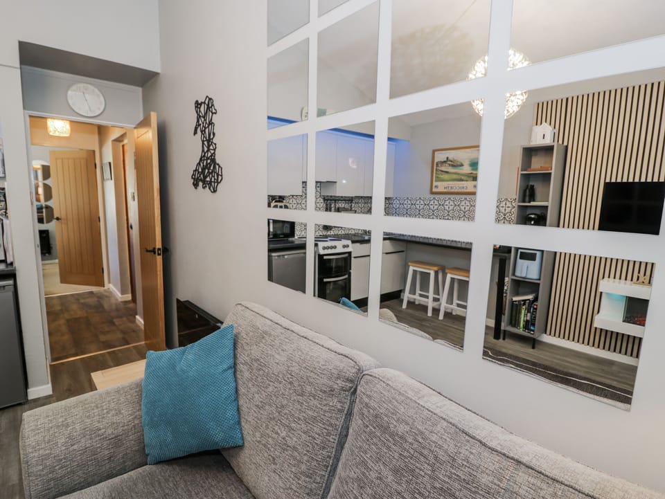 Cottage | Living area