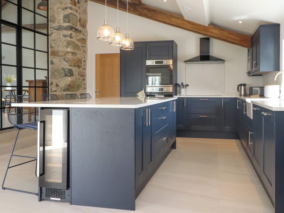 Fridge, dishwasher, electric kettle, toaster