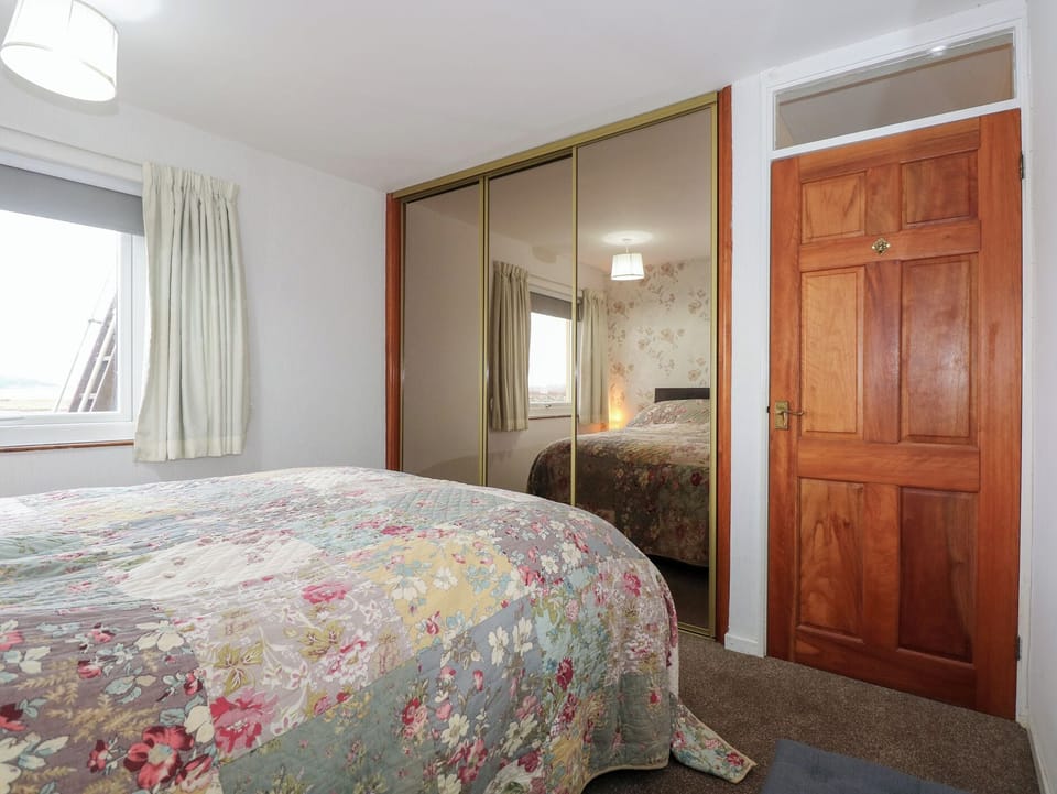 11 South Snowdon Wharf Cottage in Porthmadog