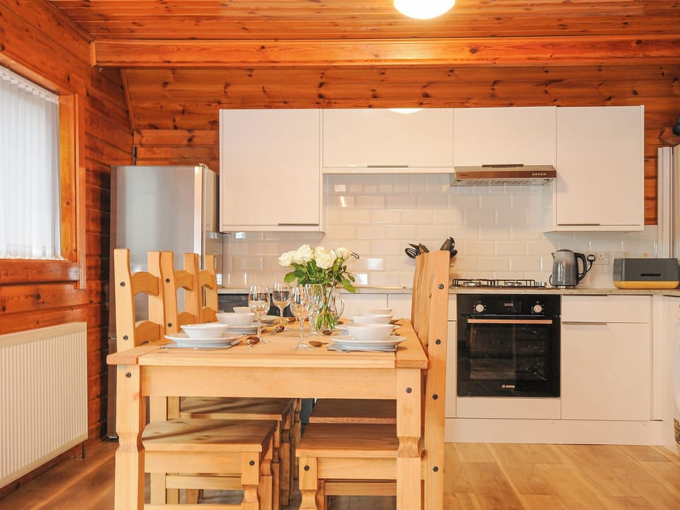 Dishwasher, cookware/dishes/utensils
